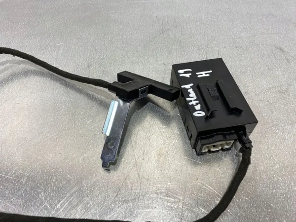 Controladores Mitsubishi Outlander 2020 OEM FBZ20420 image 5