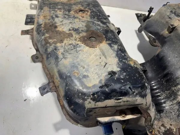 Bränsletank OEM HY32-9K007-DK för Land Rover Discovery V image 9
