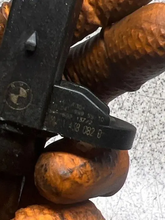 Capteur d'arbre à cames BMW OE 1438082 - État utilisé image 3
