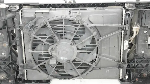 OEM 360209094 Framremsa för Hyundai i30 07-10 image 5