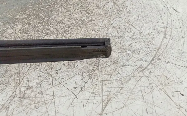 Joint de vitre arrière côté gauche OEM JUR175227 image 5