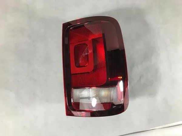 Luz Trasera Derecha VW Amarok 2015-2020 image 3