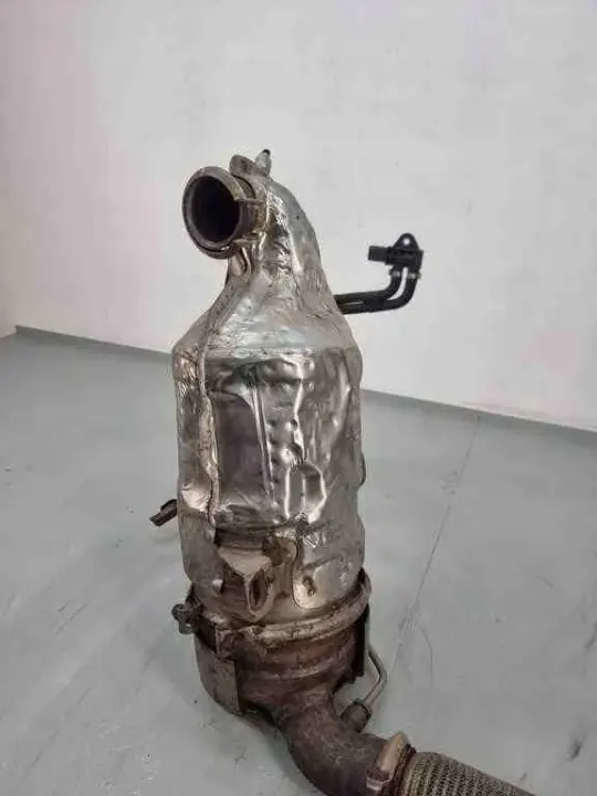 Catalyseur OEM 3141061600 pour Citroën C4 image 3