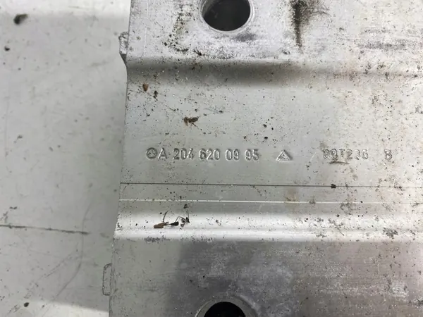 Supporto di collisione anteriore destro Mercedes W204 EU A2046200995 image 5