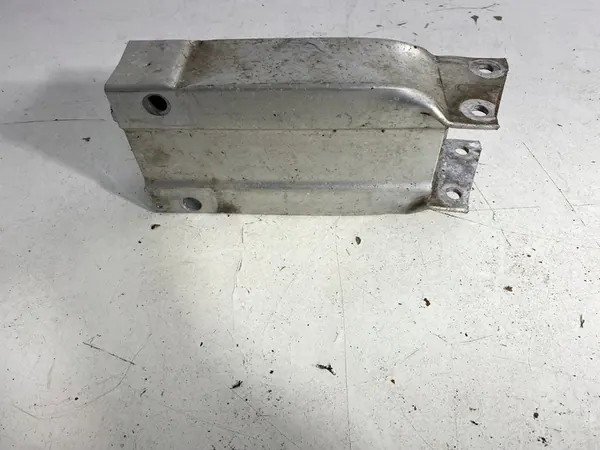 Supporto di collisione anteriore destro Mercedes W204 EU A2046200995 image 6