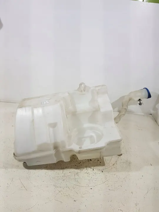 Pompe Réservoir Lave-Glace OEM 30753424 Volvo XC60 image 3