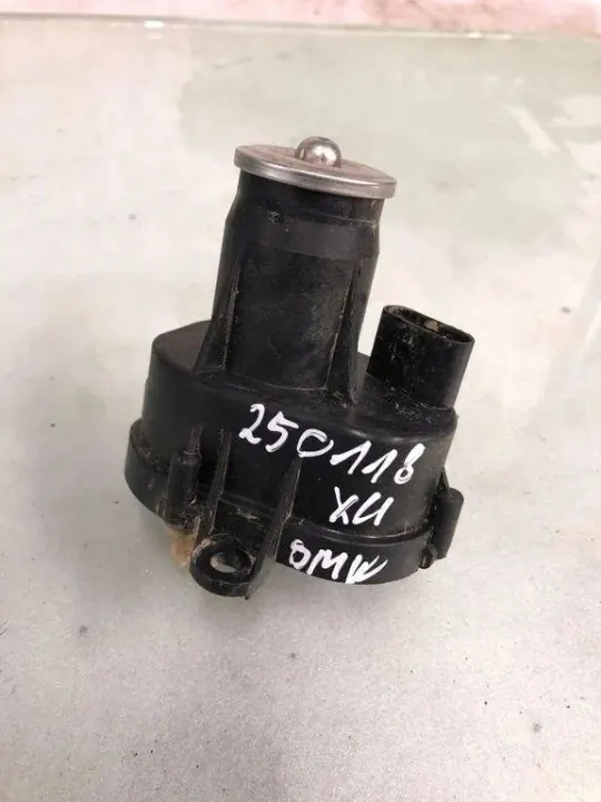 Motor de válvula BMW 857079101 2.0L diesel 2021 image 2