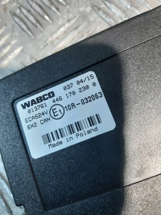 Wabco 4461702300 Controlador suspensión neumática image 3