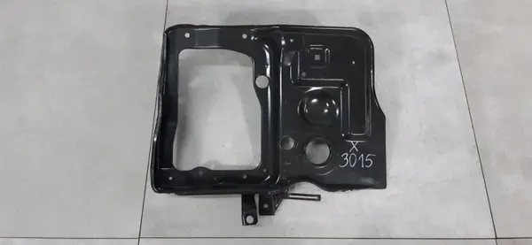 Panneau de support de phare gauche Suzuki Sprint SA413 OEM 58160-82010 image 2