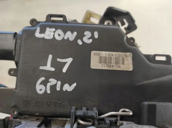 SEAT LEON I 1 99- Linke Hintertürschloss 6PIN image 5