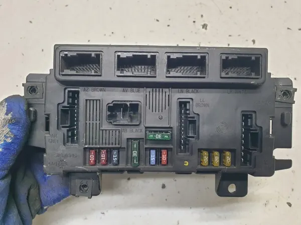Module Boîte à Fusibles OEM 51740049 Fiat Panda II image 4