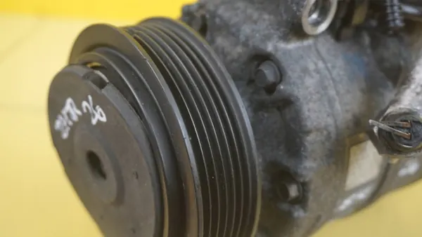 VW Touareg 3.0 TDI 08 Compressor AC 7L6820803Q image 5