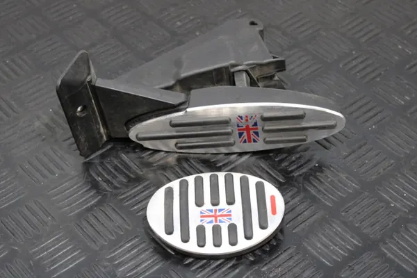 Cubierta pedal acelerador OEM 6853178 MINI Clubman image 2