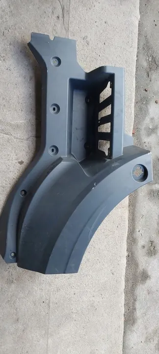 Marchepied Droit MAN TGS TG3 81.61520-0108 image 1