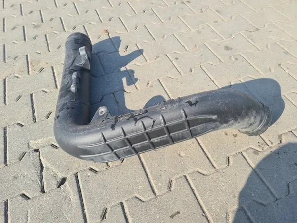Luftintagsrör OEM 5010317892 för Renault Midlum DXI image 2