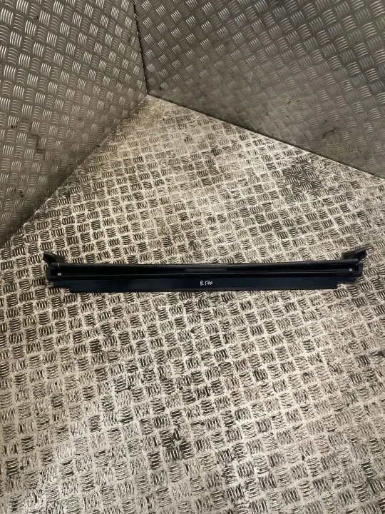 Rodillo de maletero Mercedes W170 SLK OEM 1706900165 image 2