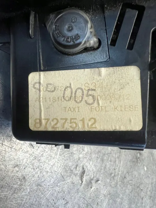 Cendrier Mercedes OEM A2118100930 - État utilisé image 4