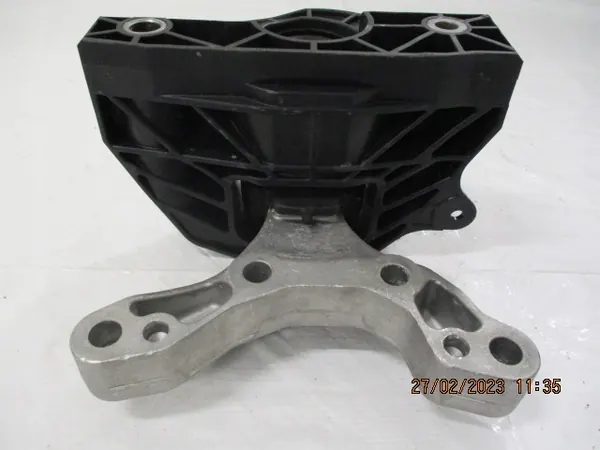 Moottorin tuki PEUGEOT 208 II 1.2 THP image 4