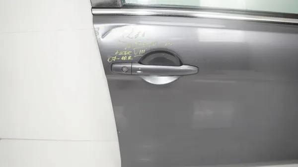 Puerta Delantera Derecha Mitsubishi Lancer VIII OEM 360202113 image 4