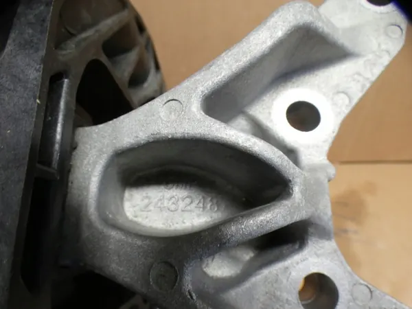 Soporte Motor PEUGEOT 2008 II 1.2 THP - OEM usado image 5