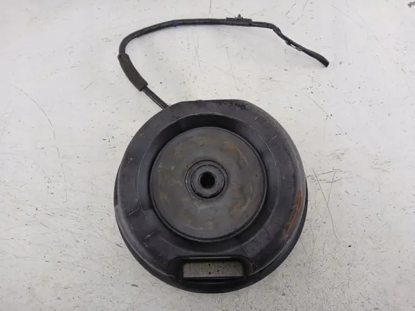 Subwoofer Mazda OE OEM GJ5A66960 - Usado image 4