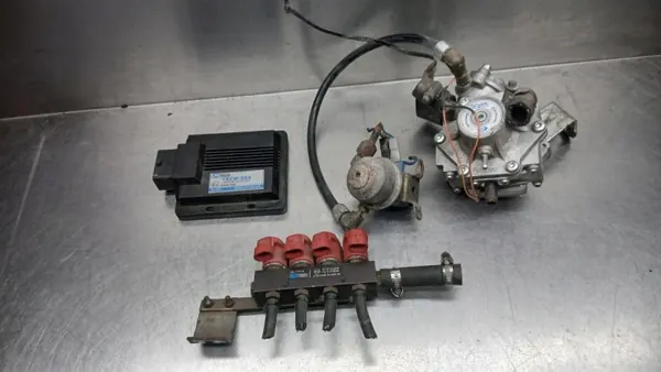 Gebruikte LPG-installatiekit OEM 67R-010951 image 2