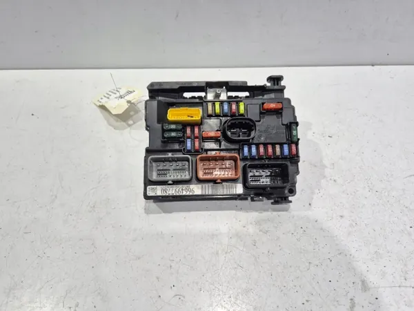 Module Confort OEM 9664997780 pour Peugeot 207, Citroen C3 image 2