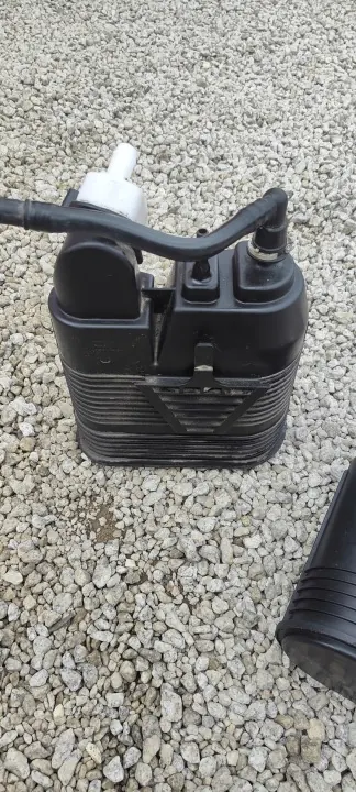 OEM P68322222AC Filtro de vapor combustible Jeep Grand Cherokee image 4