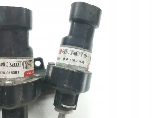 LPG-insprutningsräl OEM 67R-015381 - Begagnad image 5