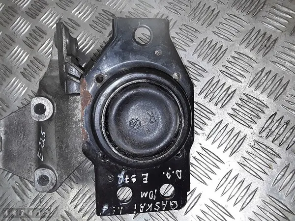 Suporte Nissan Qashqai 2010 1500dci Direito 11210jd500 image 4