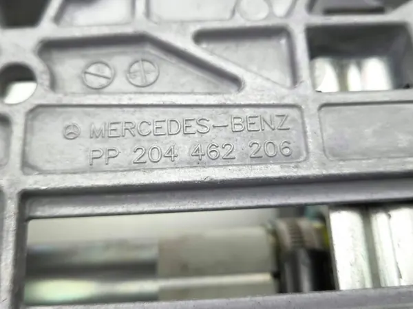 Tesla Model S 12-16 rattstam OEM A2044601416 image 10