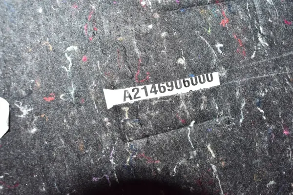 Panel Lateral Maletero Mercedes W214 OEM A2146906000 image 4