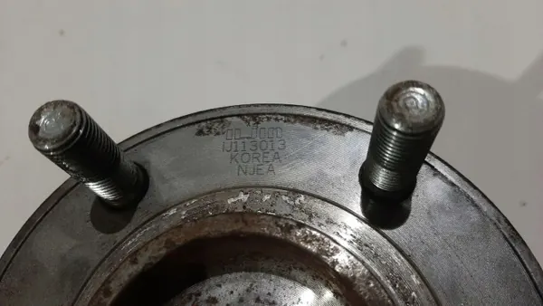 Hyundai Santa Fe Vorderradnabe OEM IJ113013 image 3
