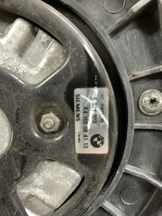 BMW X5 E53 3.0 D Kylarrubrik image 4