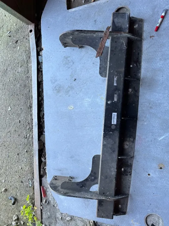 Taka-askel OEM STOPIEŃ TYŁ VW CRAFTER II 18-25 image 6