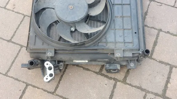 Kylare och Fläktset 1.2 1.4 TSI VW Golf V VI image 3