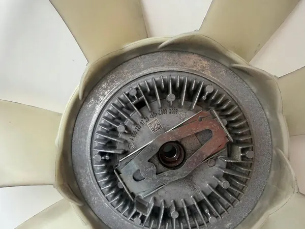 VENTILATEUR VISCO MERCEDES SPRINTER 906 image 2