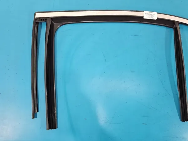 OEM IMPRK1560612 Vasen Takaoven Lista Mercedes E W213 image 3