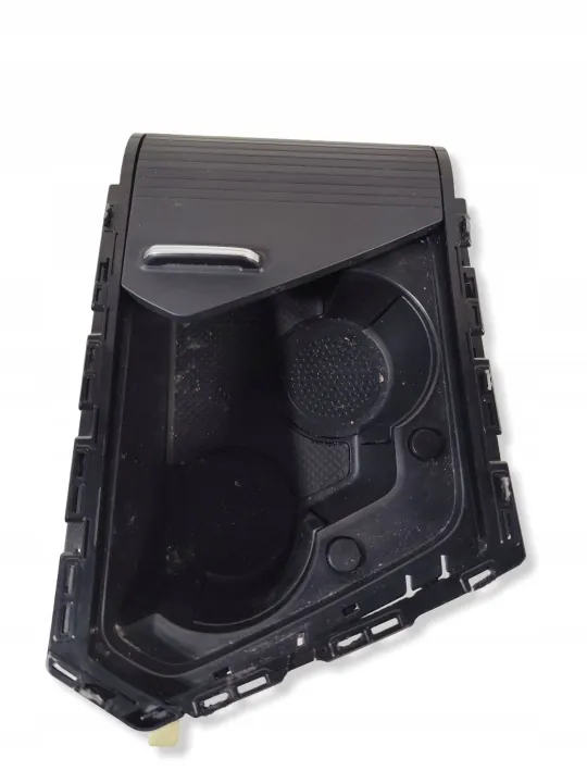 Mukikuppiteline OEM 5NB862531 VW Tiguanille image 6
