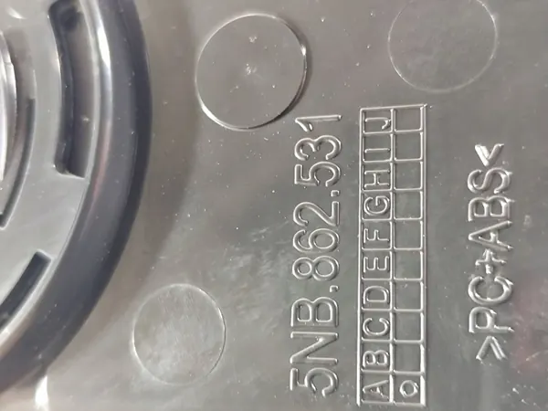 Mukikuppiteline OEM 5NB862531 VW Tiguanille image 8