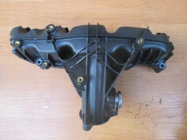 VW AUDI Q5 A6 2.0 TDI Coletor de admissão 03L129711AF image 10