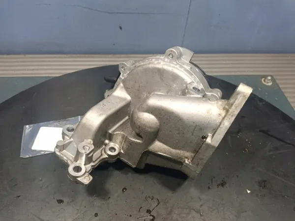 Mercedes-Benz Vattenpump OEM A6542002300 - Begagnad image 5