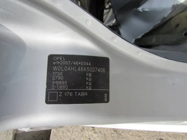 Poteau Central Droit OEM pour Opel Astra HB 04-14 image 10