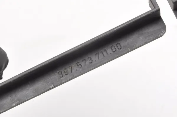 Porsche Cayman 987 Protection Radiateur 99757371100 image 2