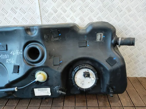 Tanque combustível com bomba OEM 2752287 MINI R56 image 3