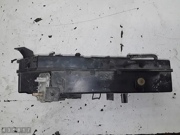 Réservoir de carburant Peugeot 5008 1600 HDi image 2