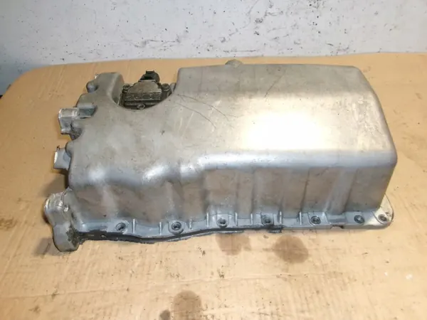 Oliepan OEM 1J0907660B voor VW Golf IV image 3