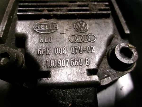 Oliepan OEM 1J0907660B voor VW Golf IV image 6