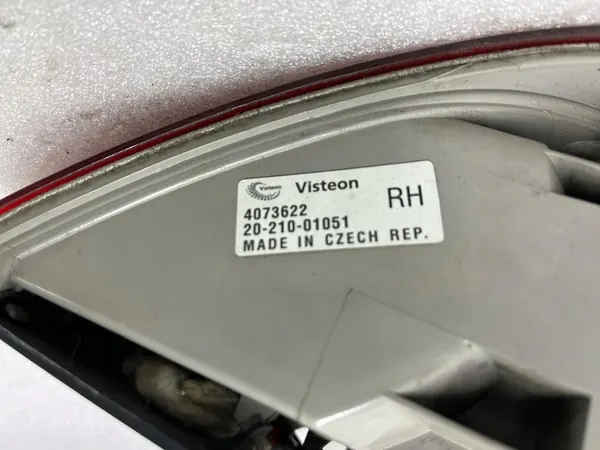 Ford MONDEO kombi 03.07-09.10 höger baklykta OEM image 2