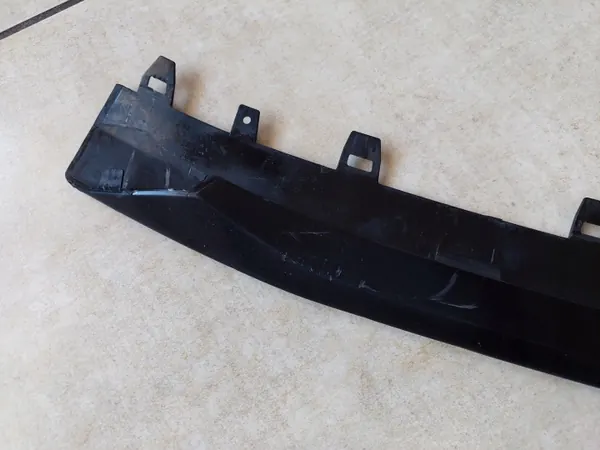 Etupuskurin spoileri OEM 4H0807110 C - 1 Audi A8 D4 image 3